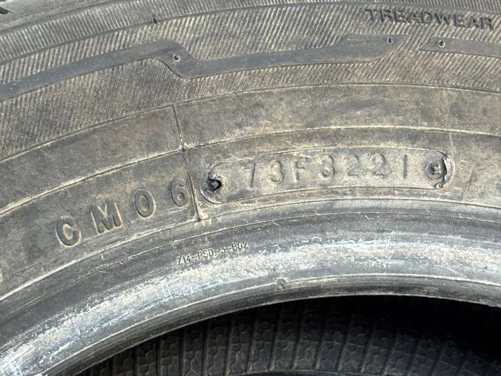 185/65R14 Pair (2 Like New Tires) Toyo Extensa A/S2