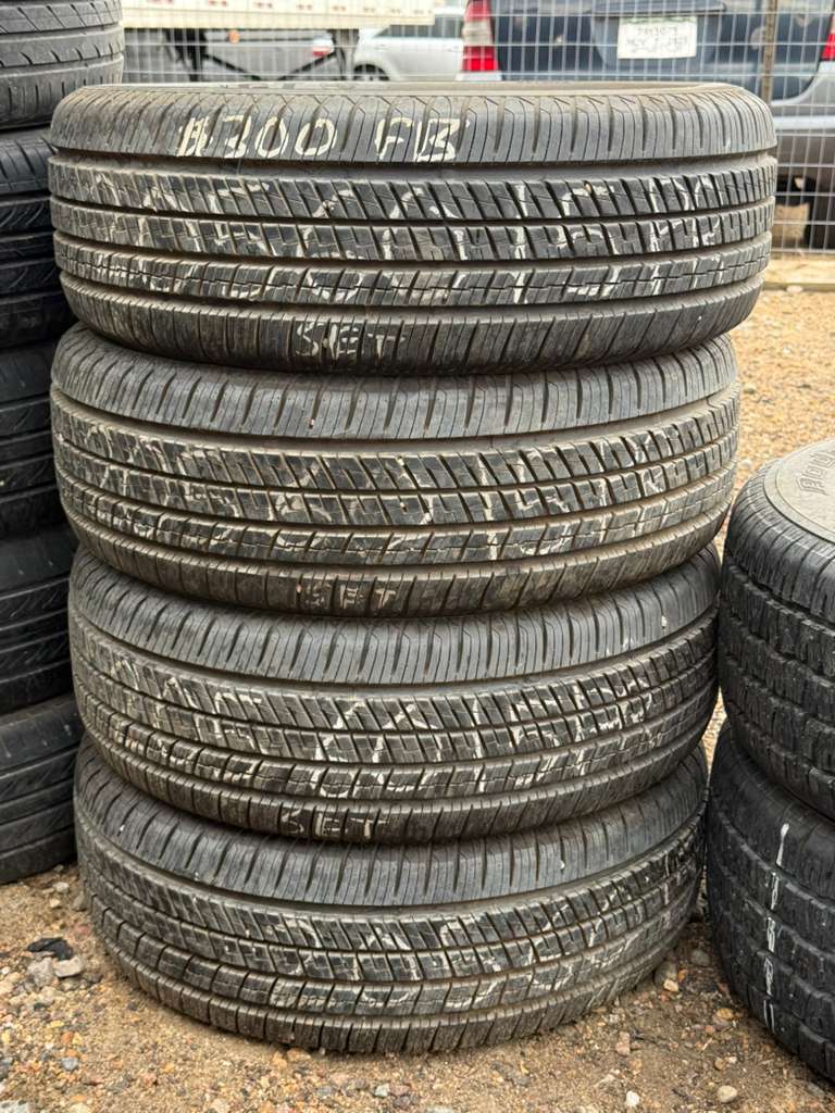 205/60R15 Set (4 Used Tires) Yokohama Avid Ascend GT
