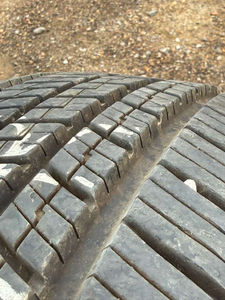205/60R15 Set (4 Used Tires) Yokohama Avid Ascend GT