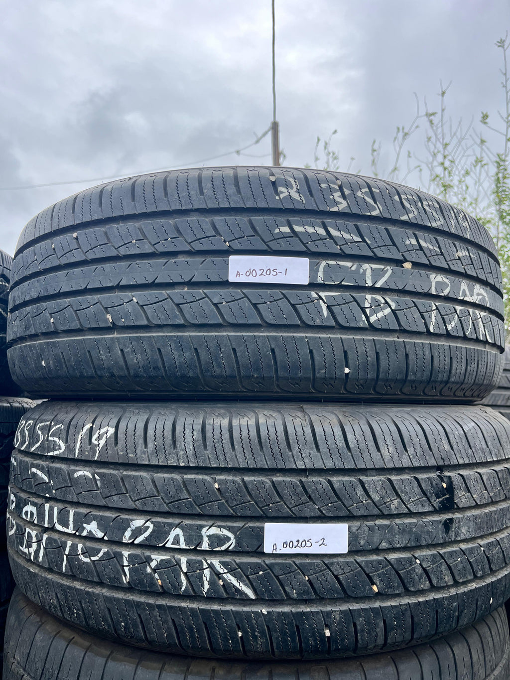 235/55R19 Pair (2 Used Tires) Westlake SU318
