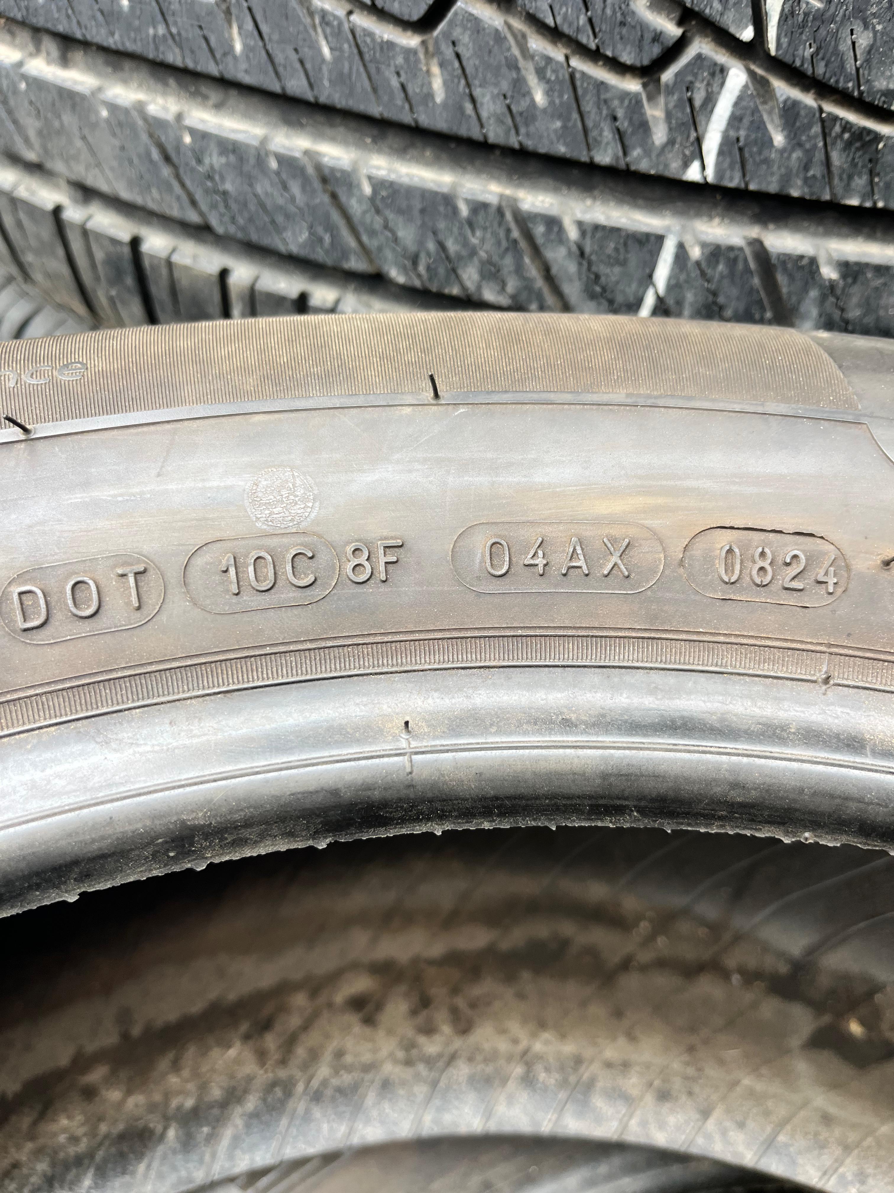235/55R19 Pair (2 Used Tires) Michelin Primacy Tour