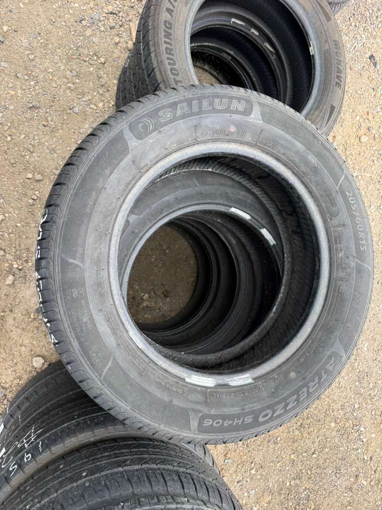 205/60R15 Pair (2 Used Tires) Sailun Atrezzo SH406