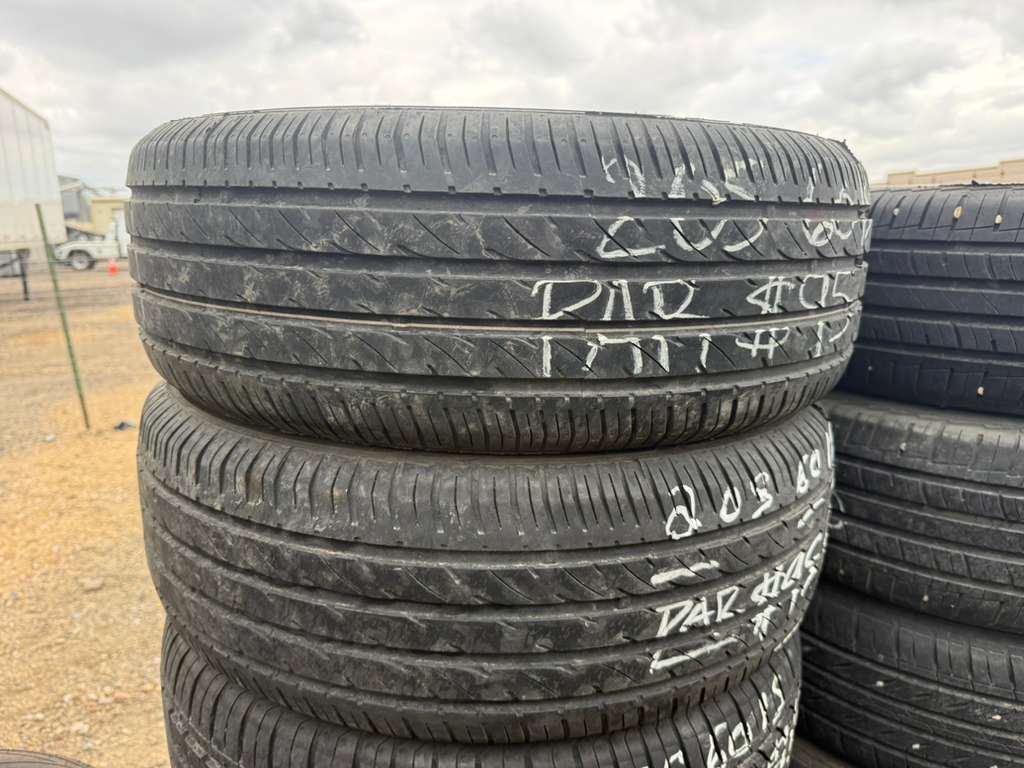 205/60R15 Pair (2 Used Tires) Arroyo