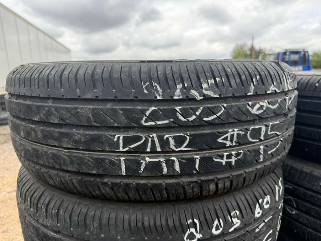 205/60R15 Pair (2 Used Tires) Arroyo