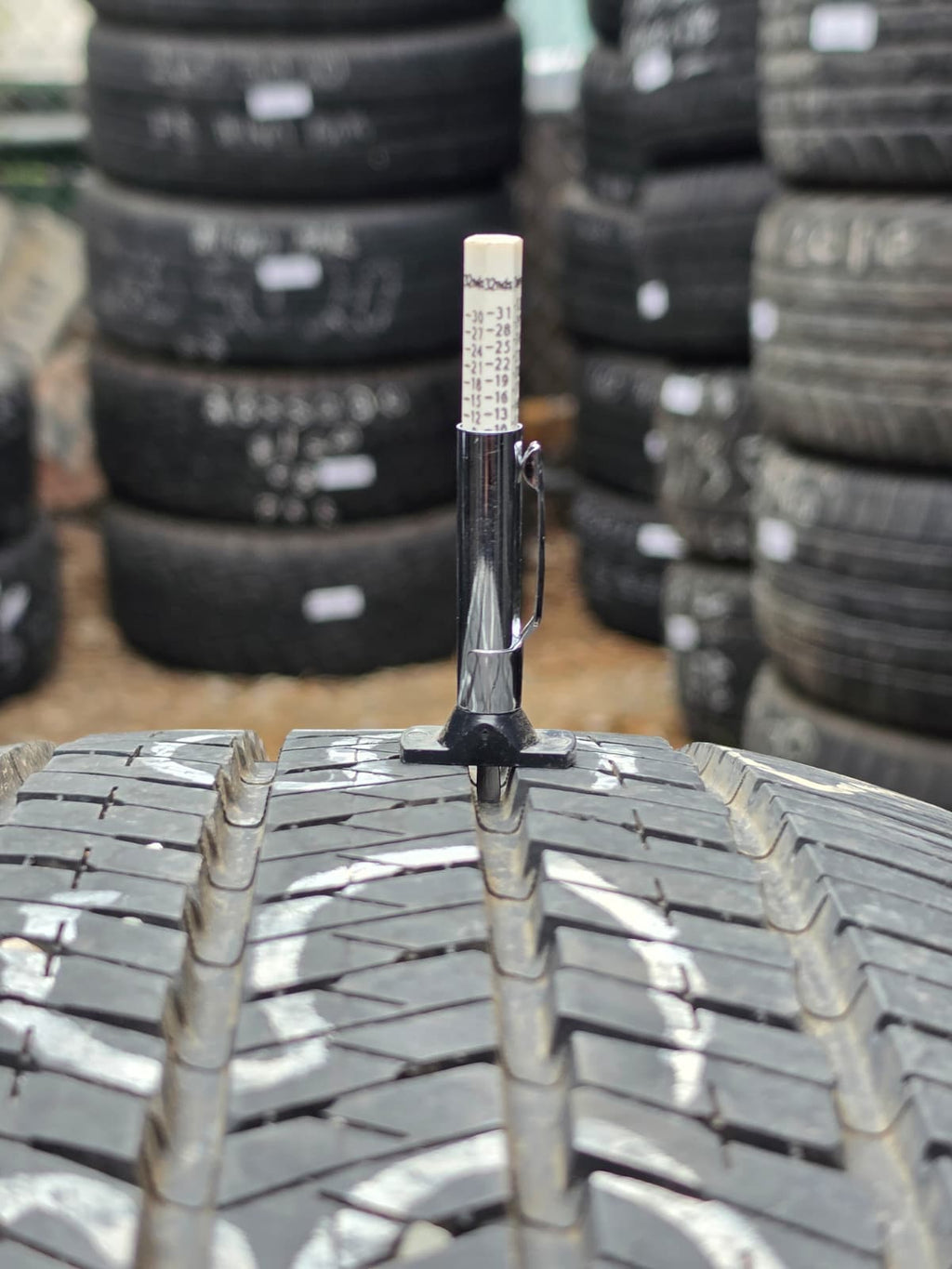 235/50R20 Set (4 Used Tires) Bridgestone Turanza EL450