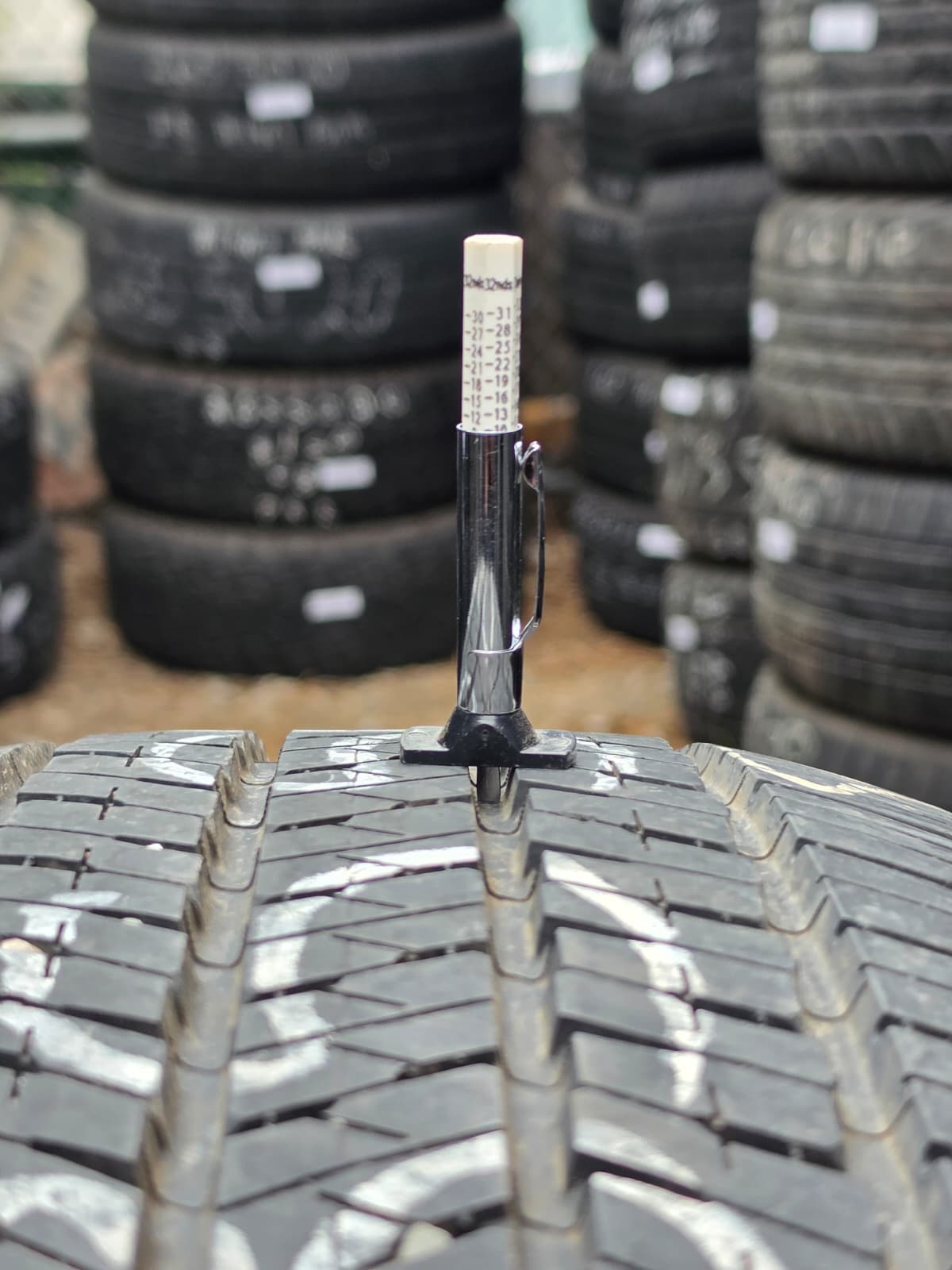 235/50R20 Set (4 Used Tires) Bridgestone Turanza EL450