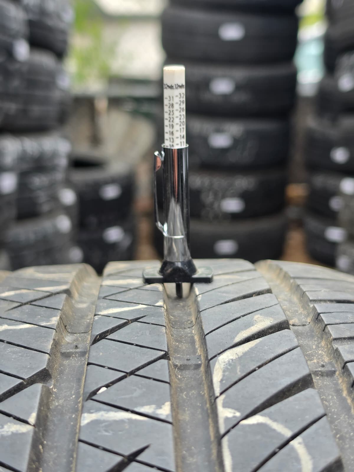 245/50R20 Set (4 Used Tires) Laufenn S Fit AS