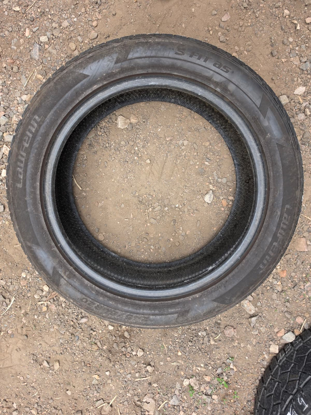 245/50R20 Set (4 Used Tires) Laufenn S Fit AS