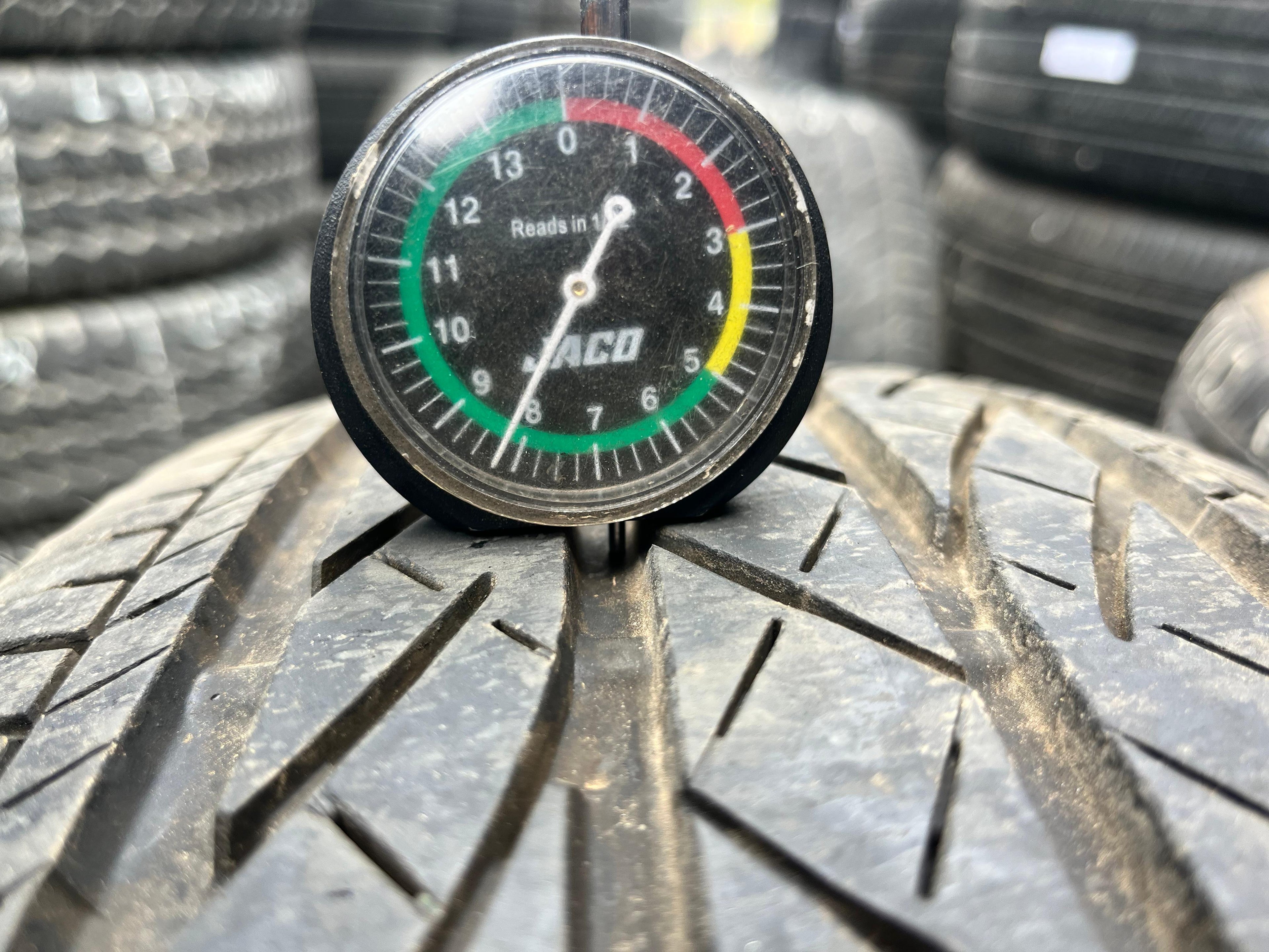 235/55R19 Pair (2 Used Tires) Bridgestone Turanza (el 440)