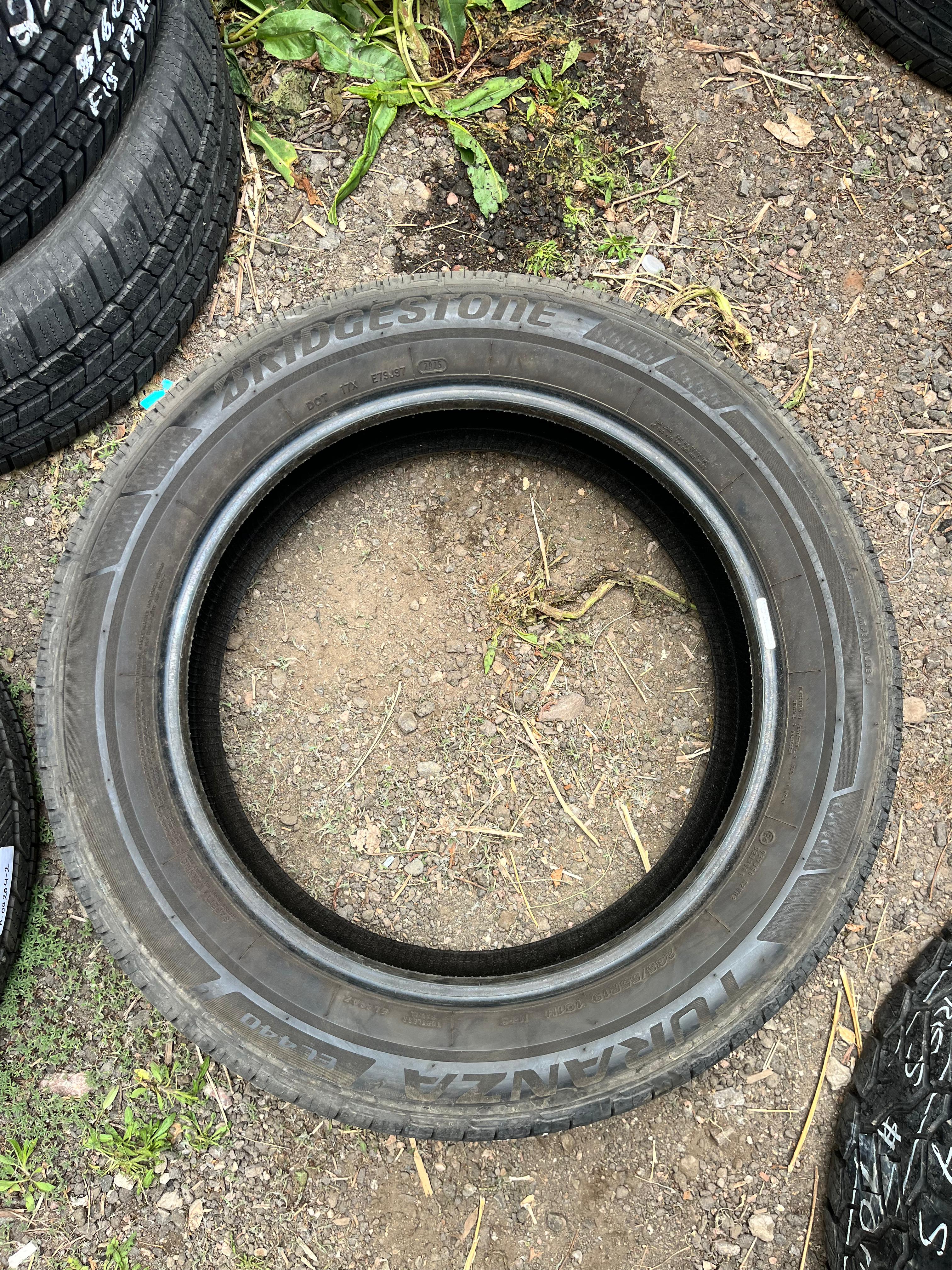 235/55R19 Pair (2 Used Tires) Bridgestone Turanza (el 440)