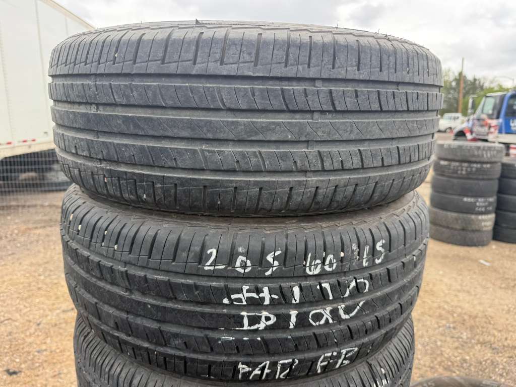 205/60R15 Pair (2 Used Tires) Mastercaft Stratus
