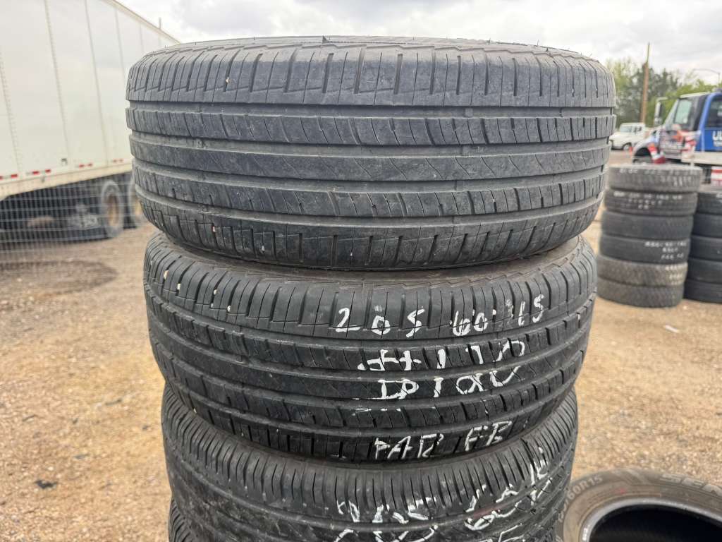 205/60R15 Pair (2 Used Tires) Mastercaft Stratus