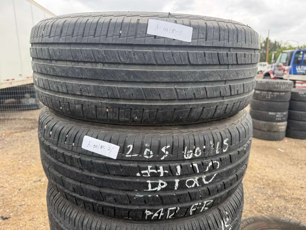 205/60R15 Pair (2 Used Tires) Mastercaft Stratus