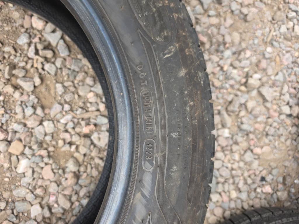 225/60R18 Set (4 Used Tires) Goodyear Assurance