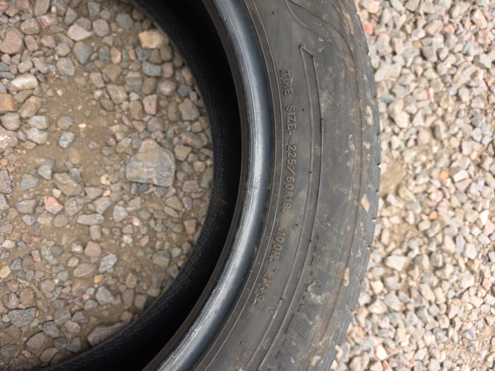 225/60R18 Set (4 Used Tires) Goodyear Assurance