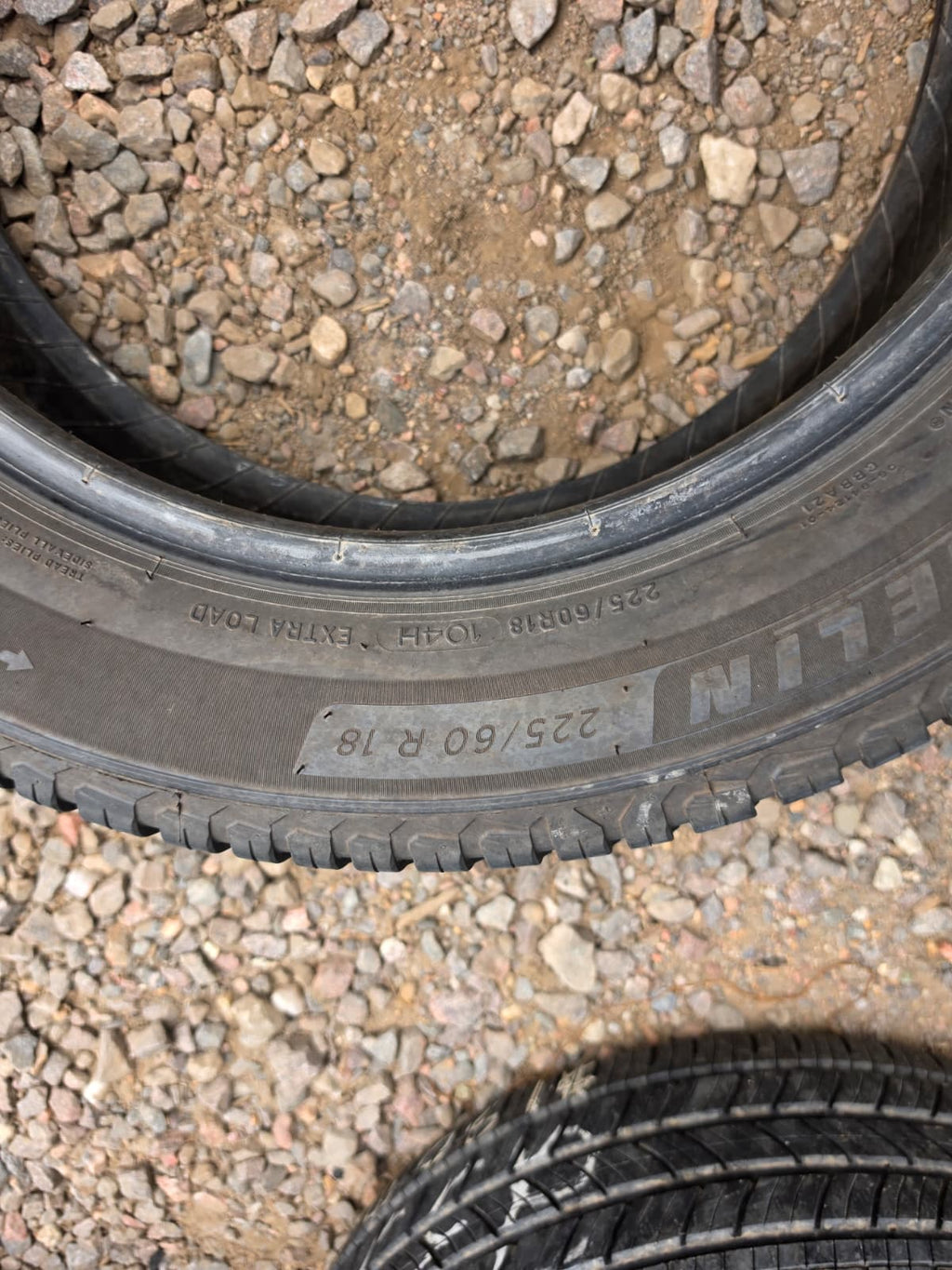 225/60R18 Set (4 Used Tires)  Michelin Cross Climate2