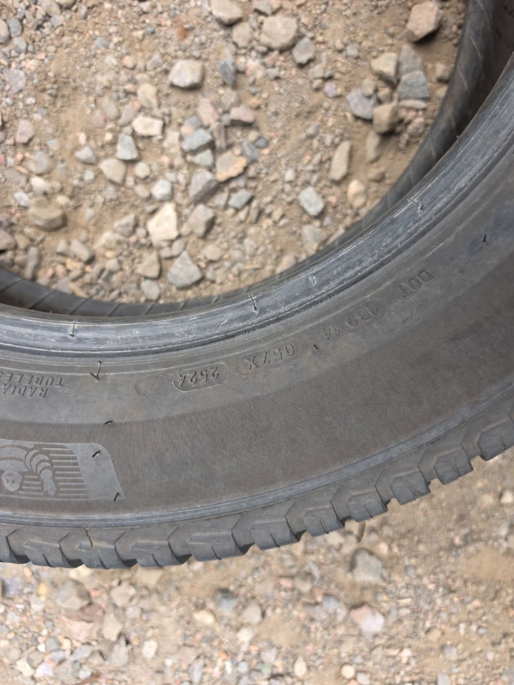 225/60R18 Set (4 Used Tires)  Michelin Cross Climate2