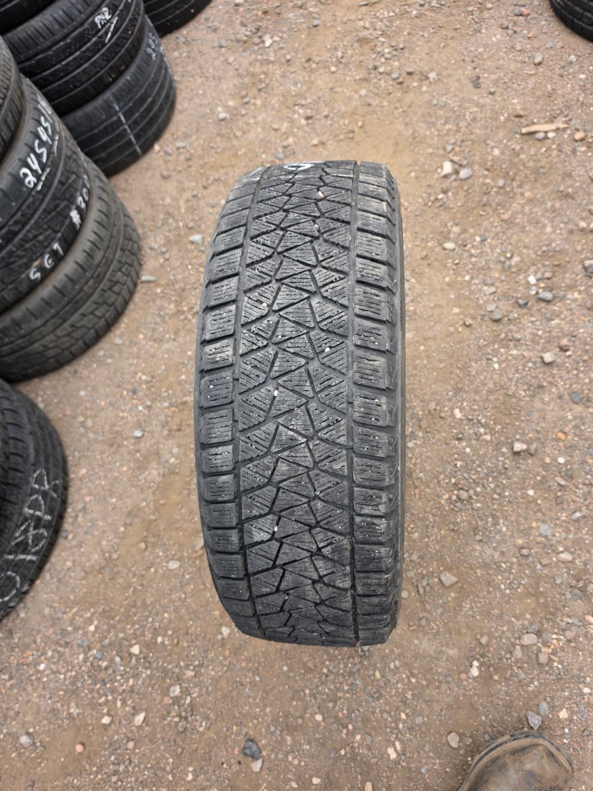 225/60R18 Pair (2 Used Tires) Bridgestone Blizzak Snow Tire