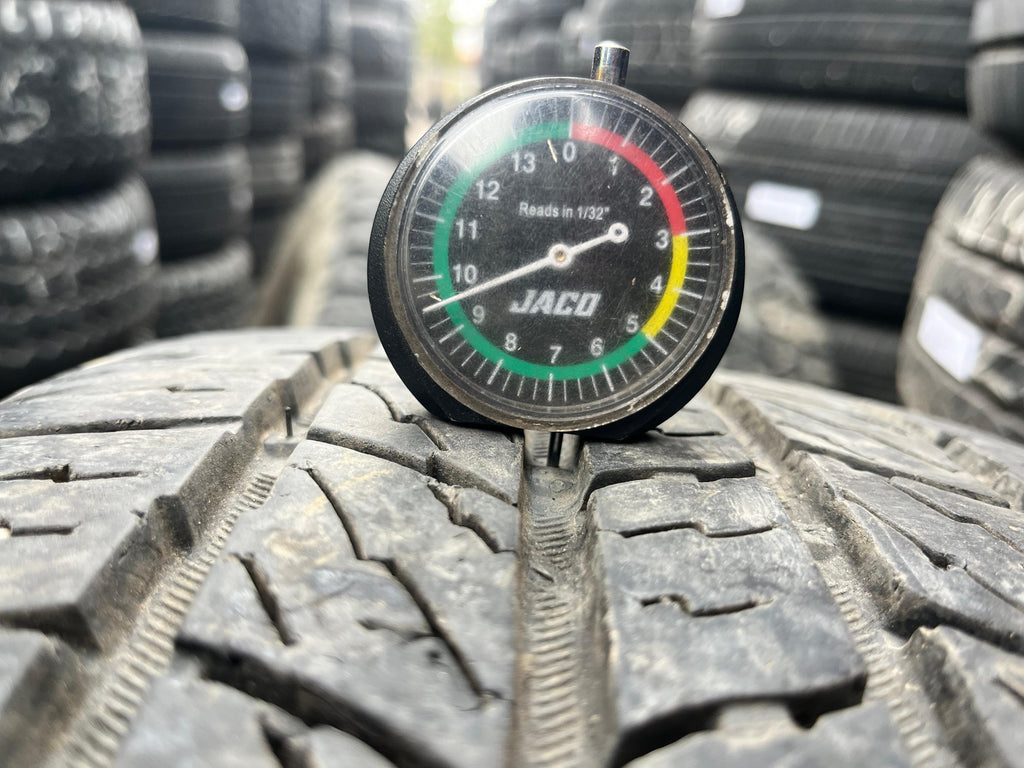 LT275/70R18 Pair (2 Used Tires) National Commando HTS