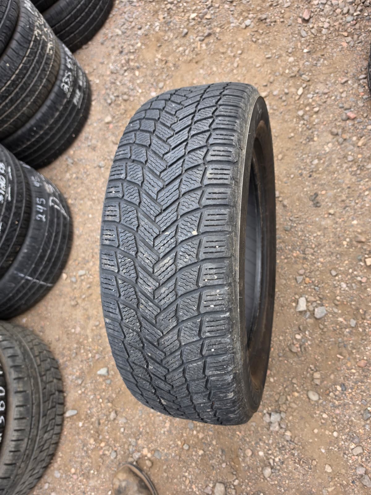 225/60R18 Pair (2 Used Tires) Michelin X-ICE Snow