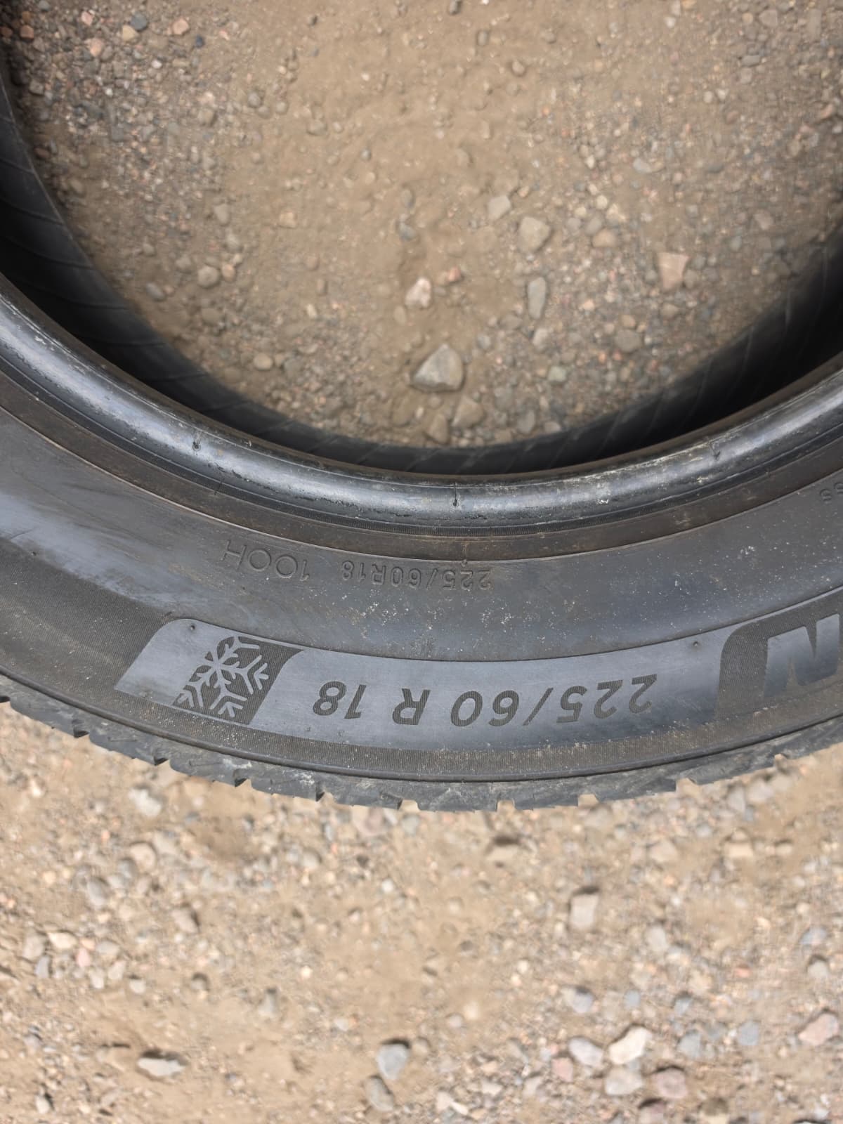 225/60R18 Pair (2 Used Tires) Michelin X-ICE Snow