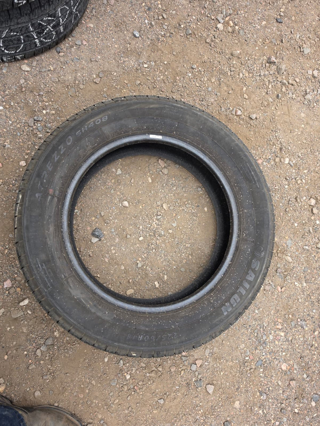 225/60R18 Set (4 Used Tires) Sailun Atrezzo SH408