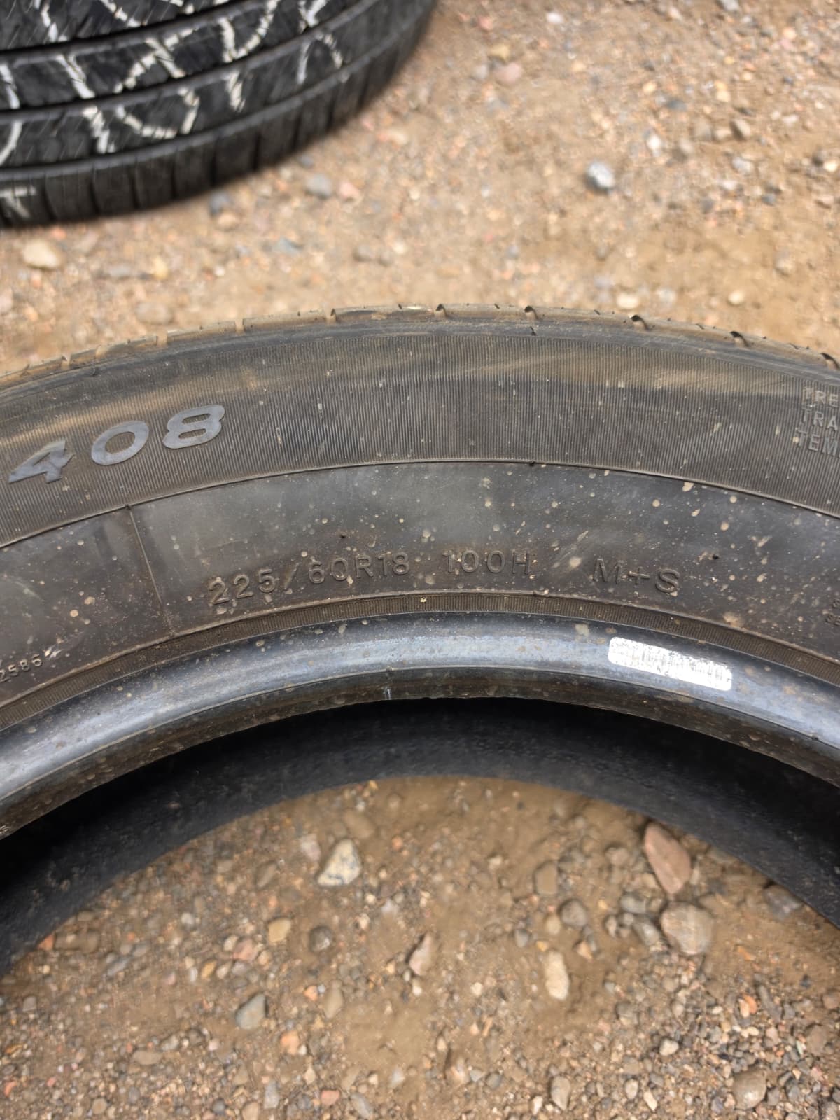 225/60R18 Set (4 Used Tires) Sailun Atrezzo SH408