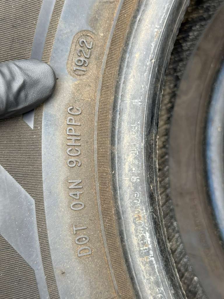 195/65R15 Set (4 Used Tires) Prinx Hicity 2
