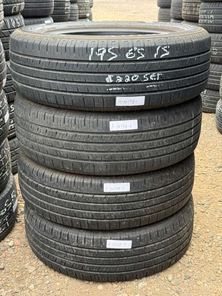 195/65R15 Set (4 Used Tires) Prinx Hicity 2