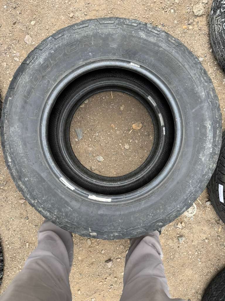 215/70R16 Pair (2 Used Tires) Cooper Discoverer AT3 45