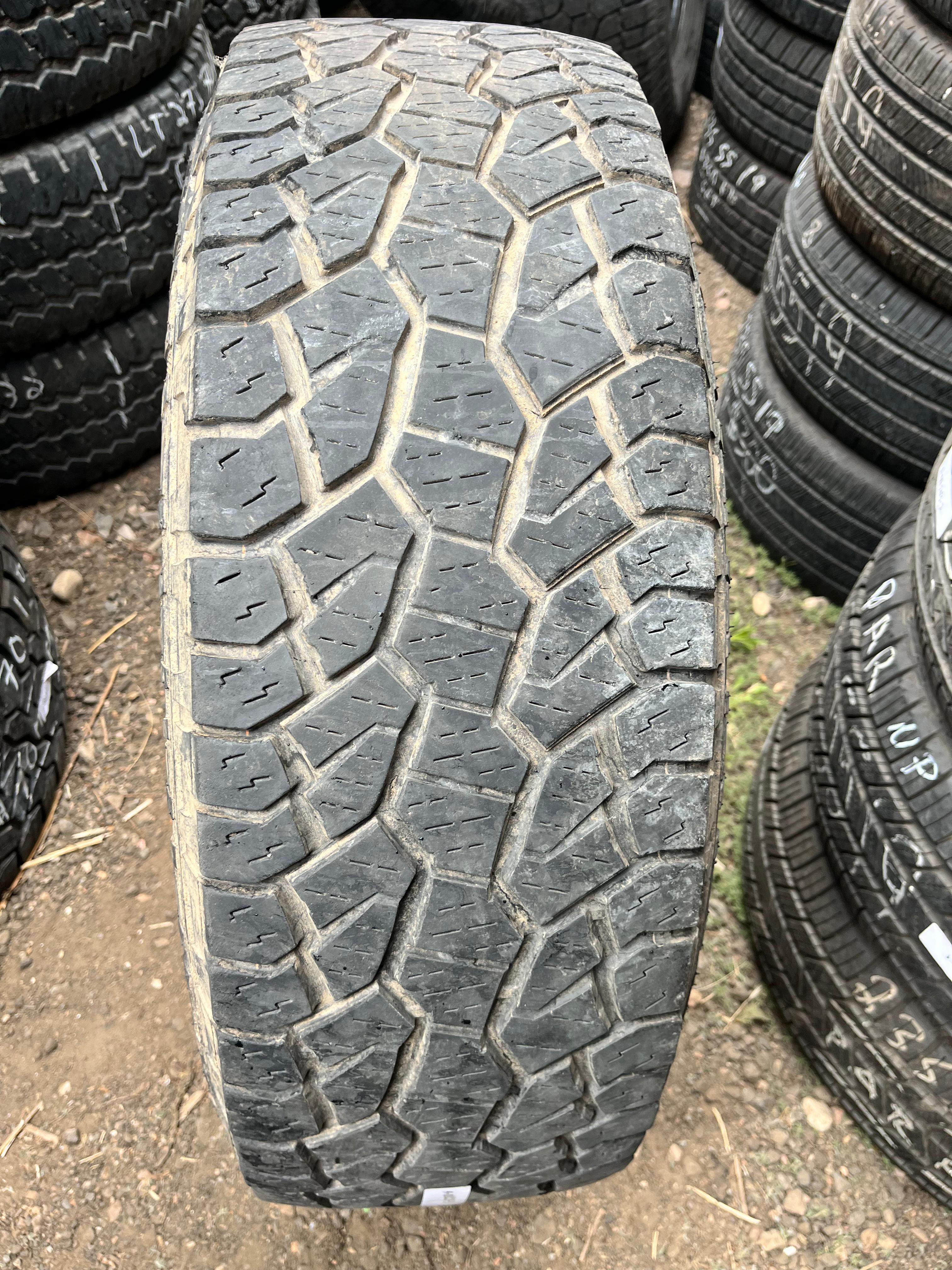 LT275/70R18 Pair (2 used Tires) Pathfinder