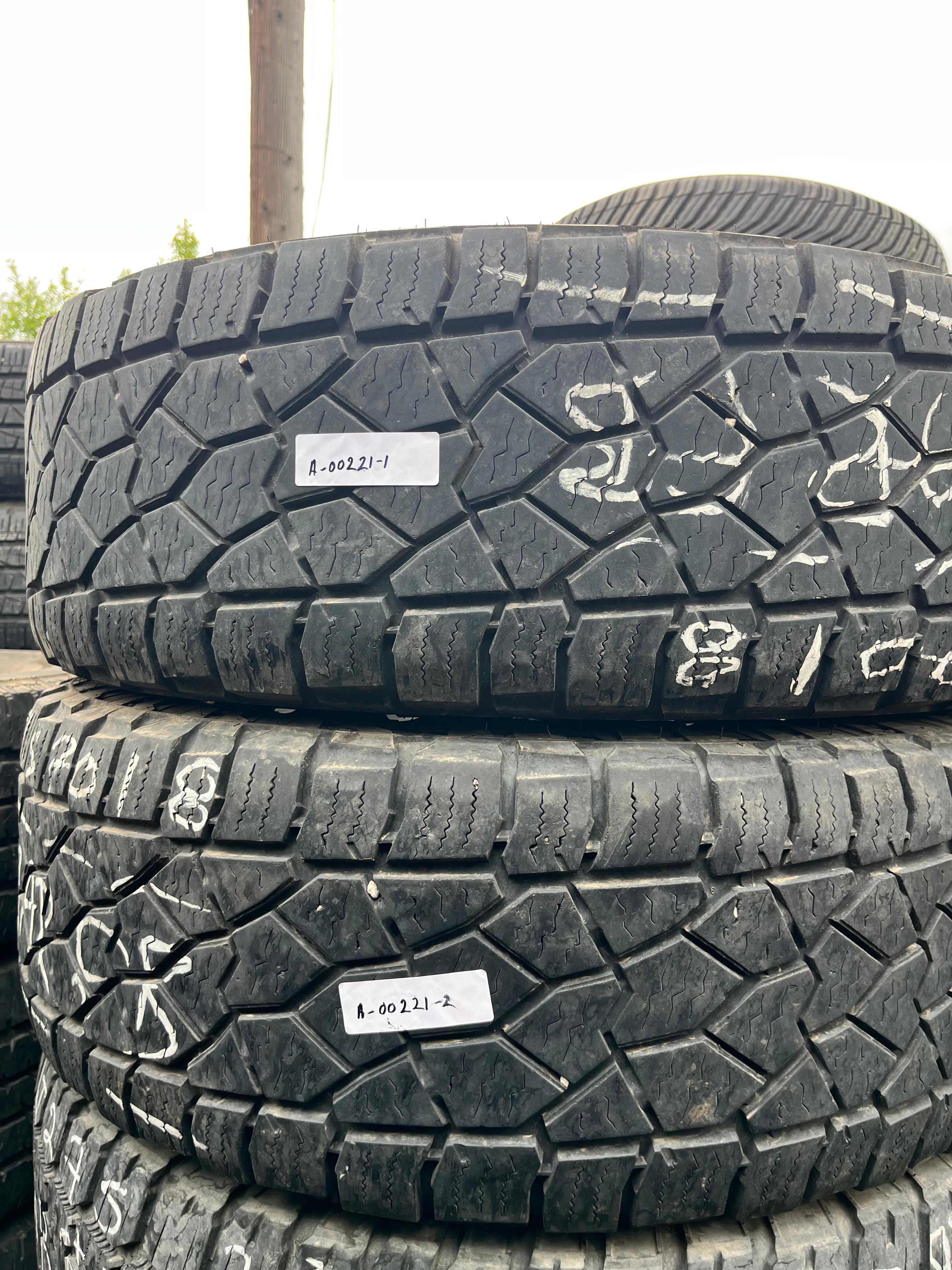 LT275/70R18 Pair (2 Used Tires)   Back Country Dean tires