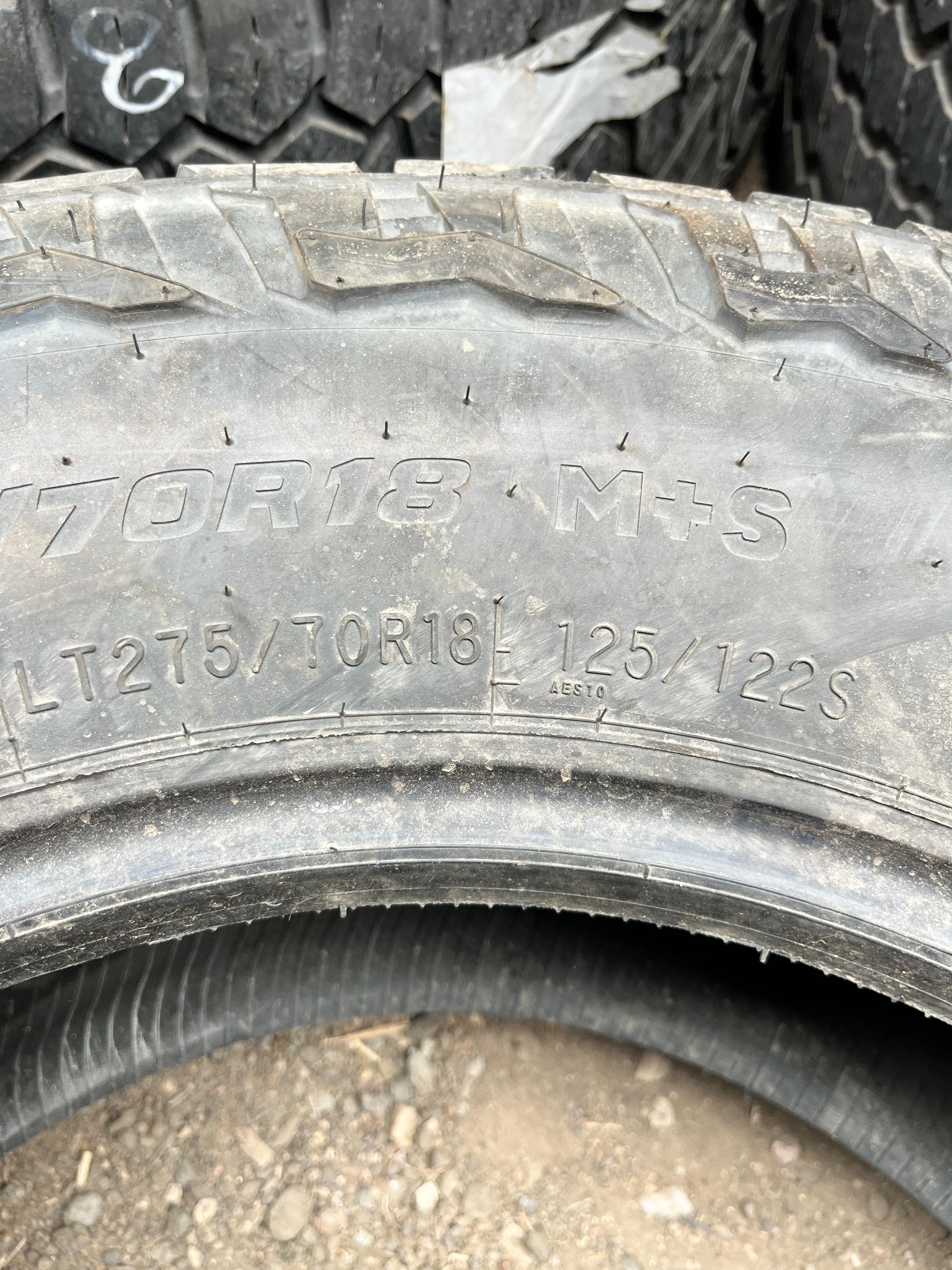 LT275/70R18 Pair (2 Used Tires)   Back Country Dean tires