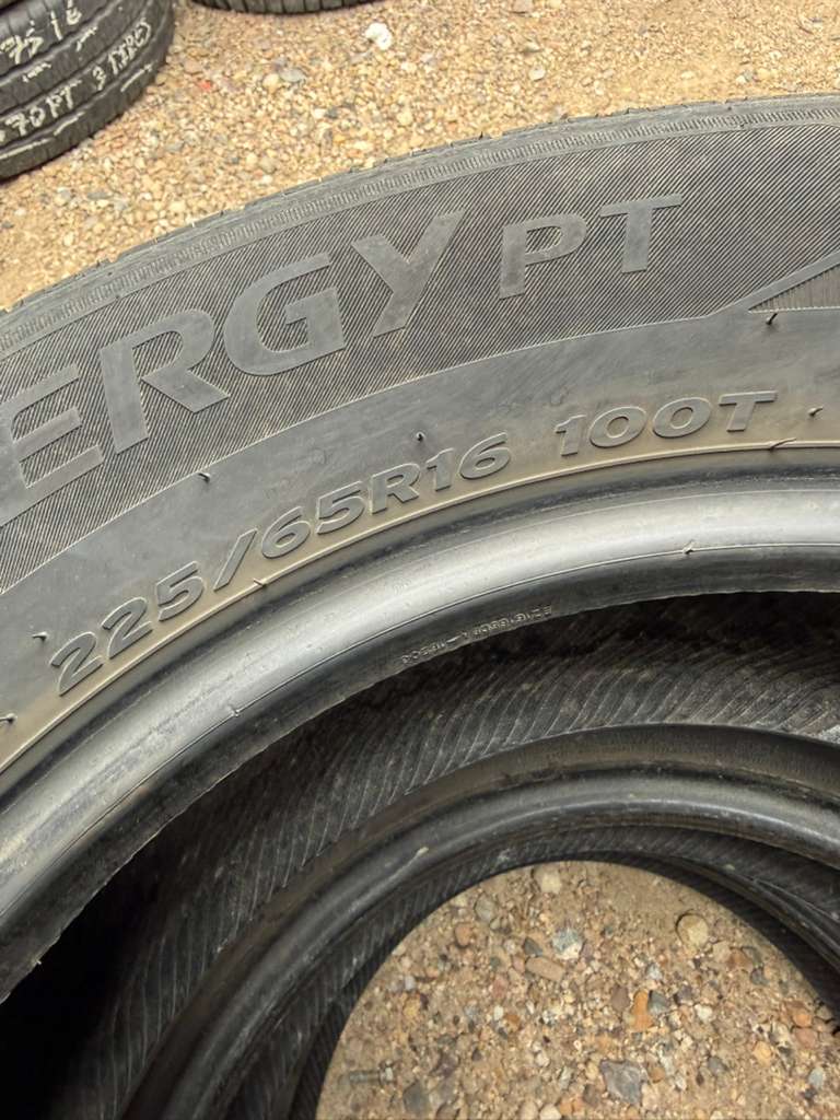 225/65R16 (3 Used Tires) Hankook Kinergy PT
