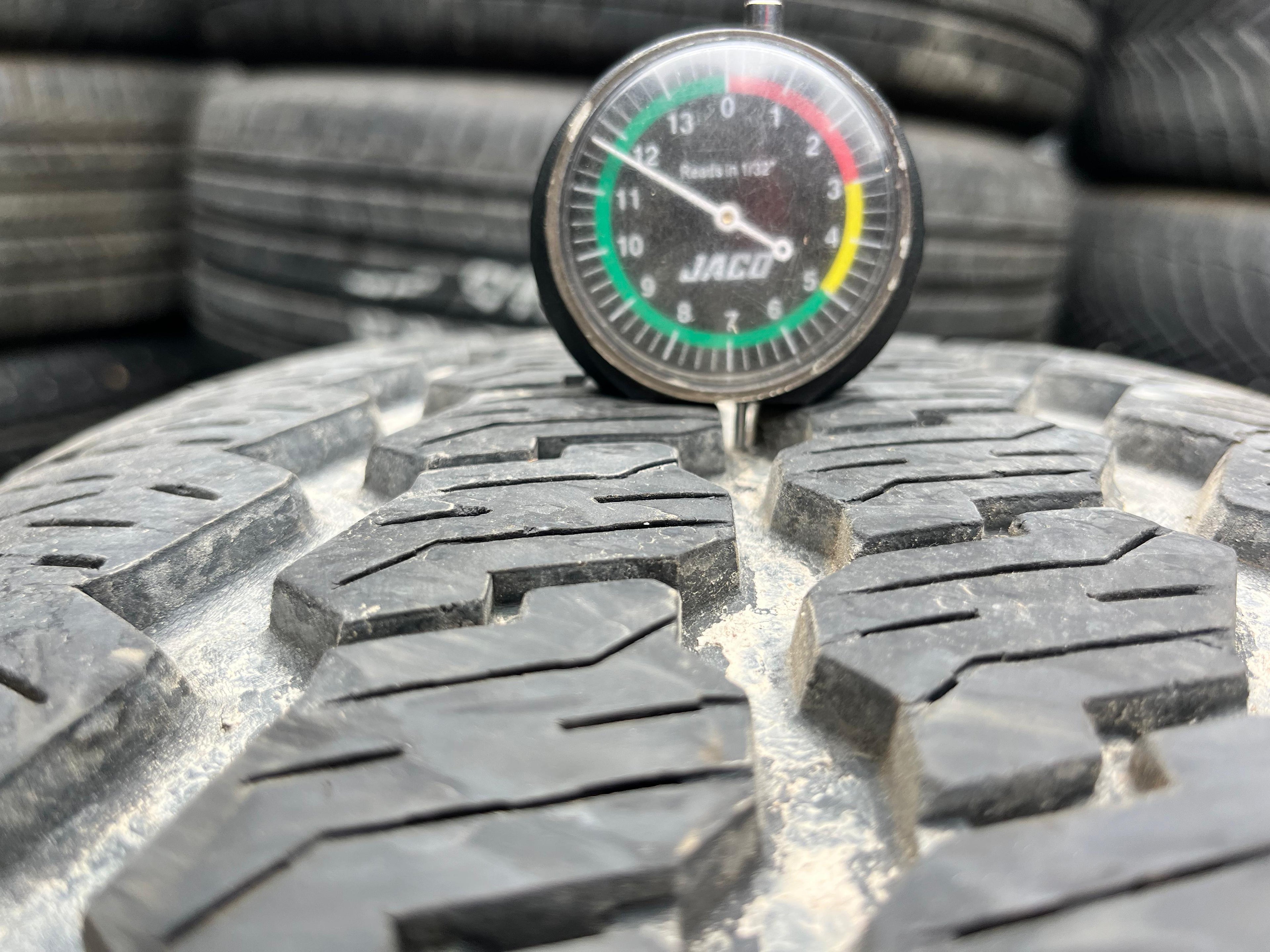 LT275/70R18 Set (4 Used Tires) Bridgestone Dueler