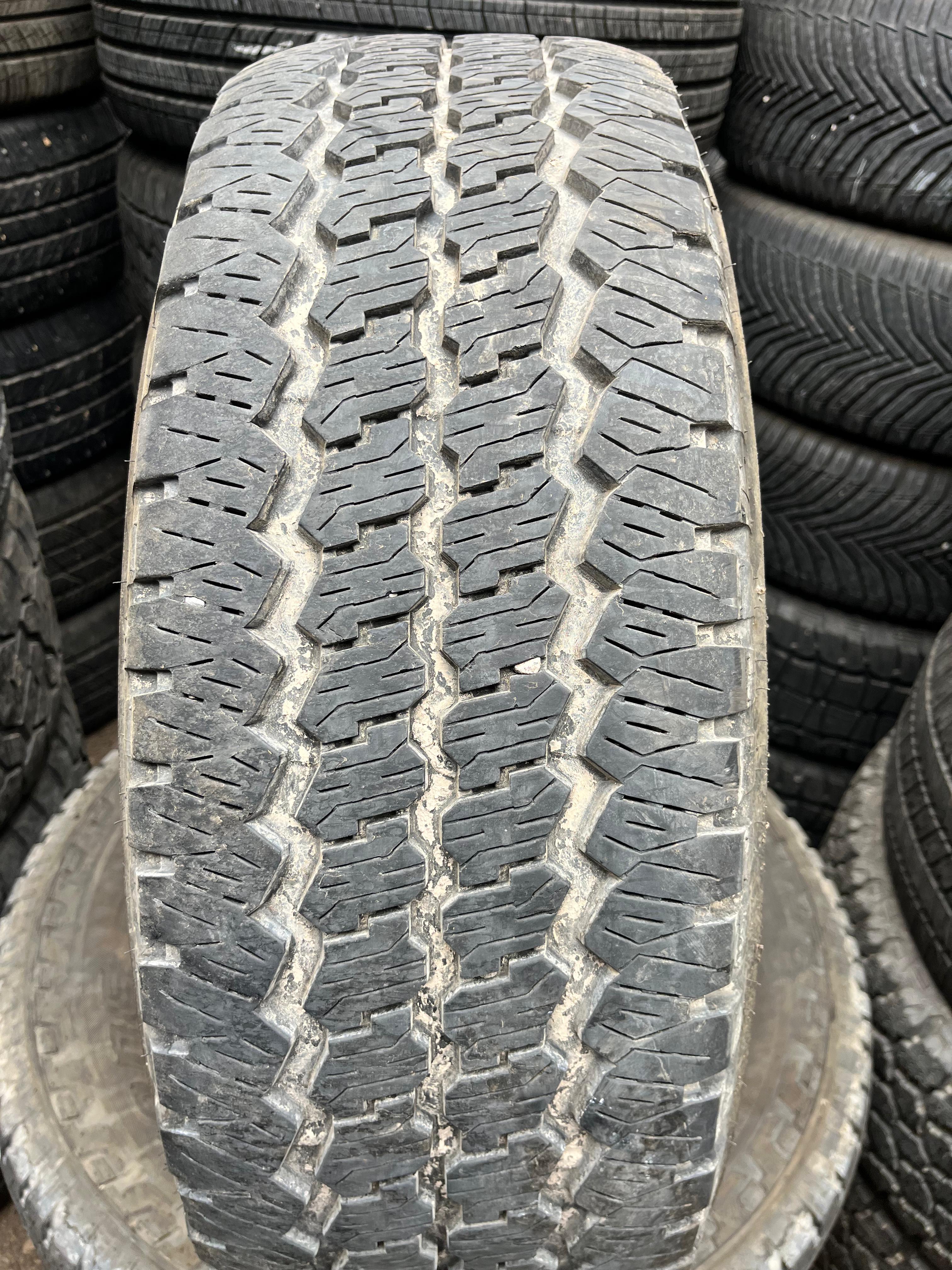 LT275/70R18 Set (4 Used Tires) Bridgestone Dueler