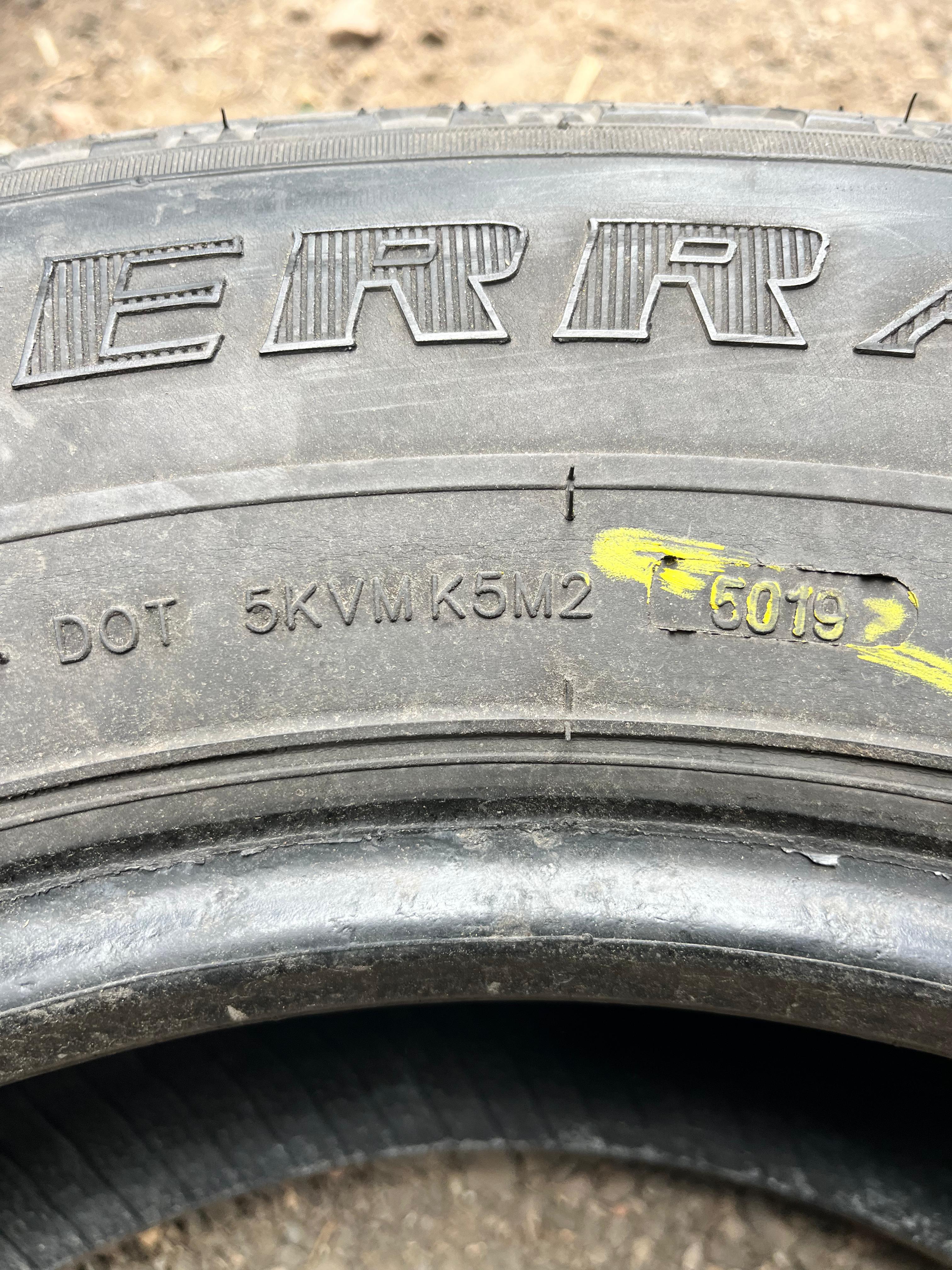 LT275/70R18 Set (4 Used Tires) Corsa Corsa XL