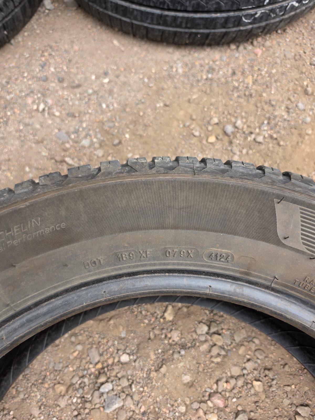 235/60R18 Set (4 Used Tires) Michelin  Cross Climate2