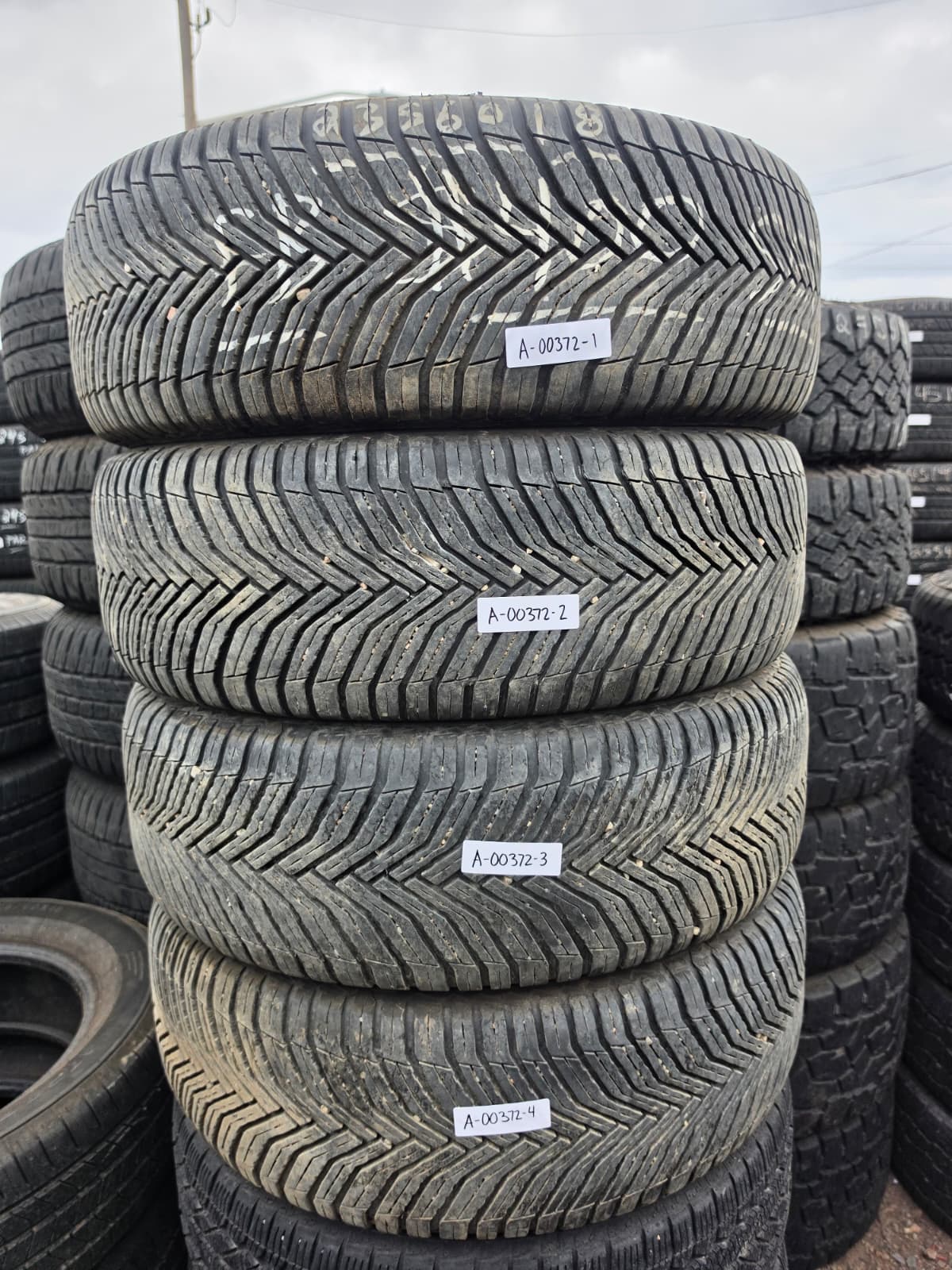 235/60R18 Set (4 Used Tires) Michelin  Cross Climate2
