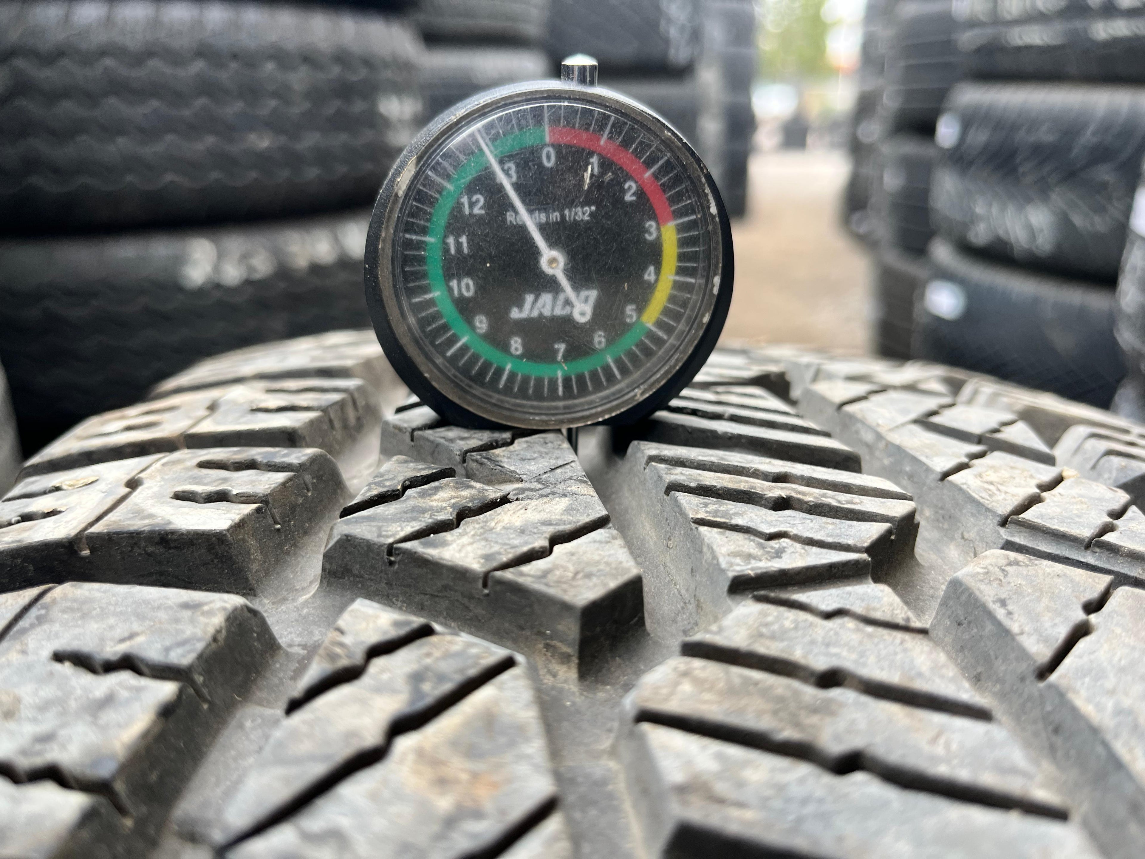 LT275/70R18 Pair (2 Used Tires) Capitol