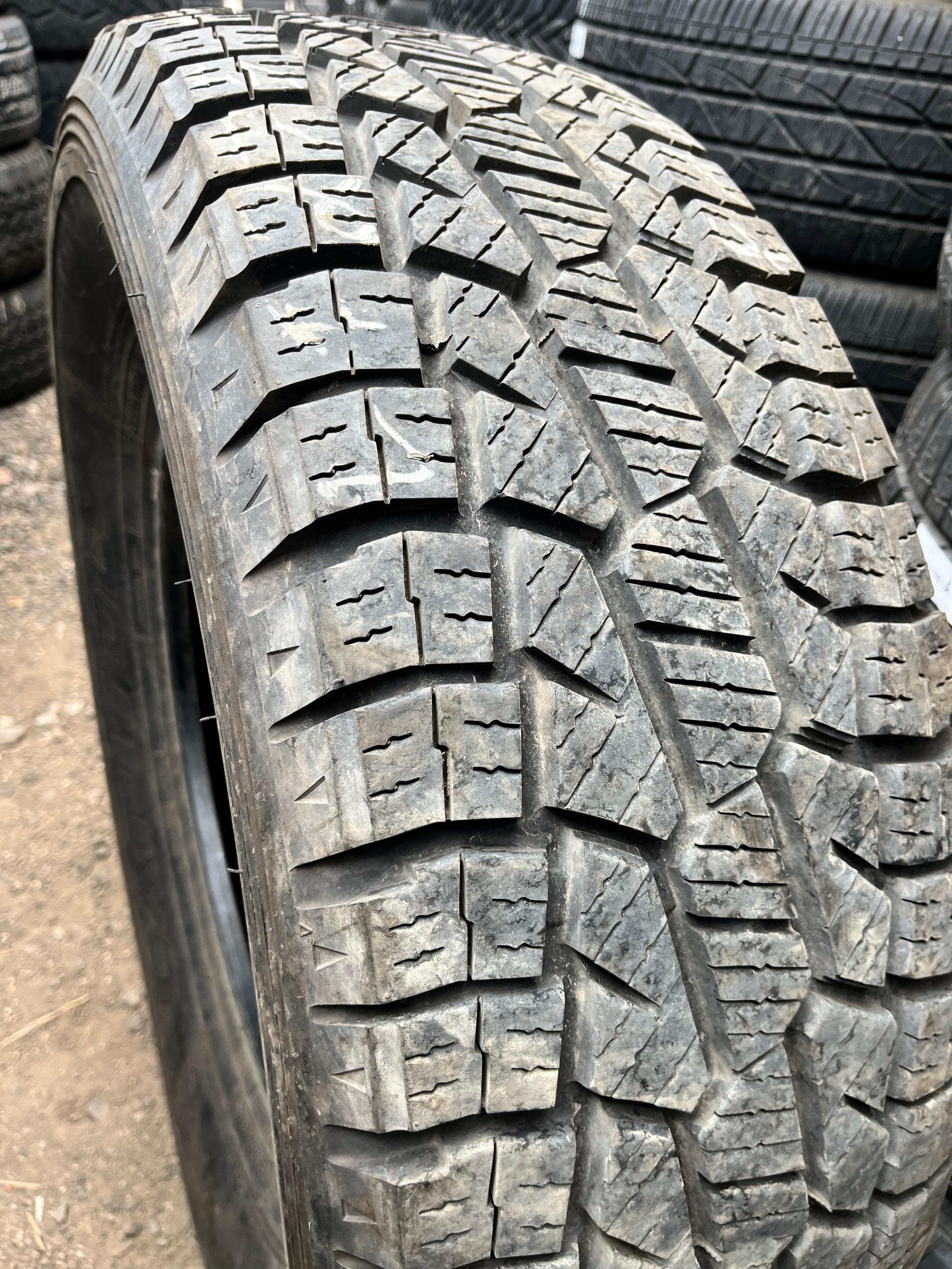 LT275/70R18 Pair (2 Used Tires) Capitol