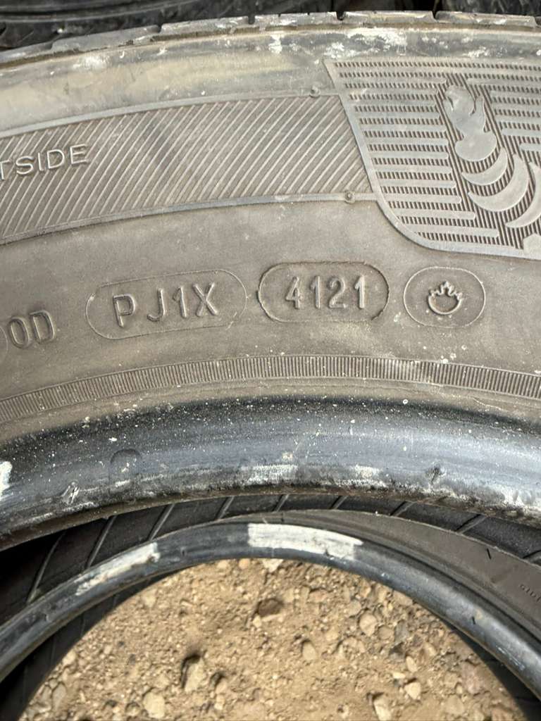 215/65R16 Pair (2 Used Tires) Michelin Defender T+H