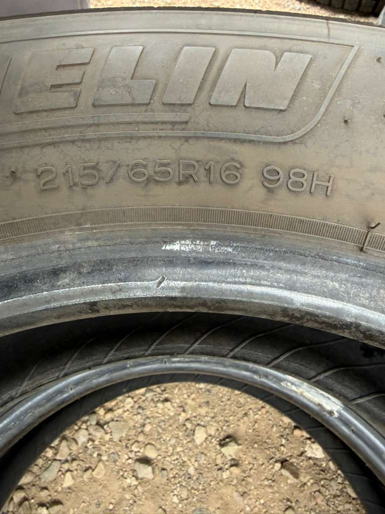 215/65R16 Pair (2 Used Tires) Michelin Defender T+H
