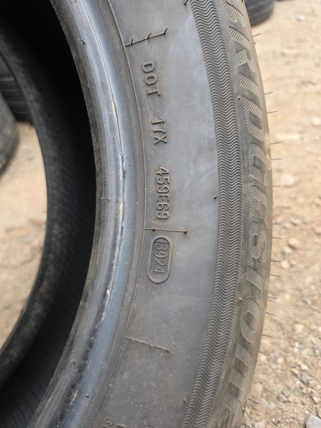 235/60R18 Set (4 Used Tires) Bridgestone Ecopia H/L422