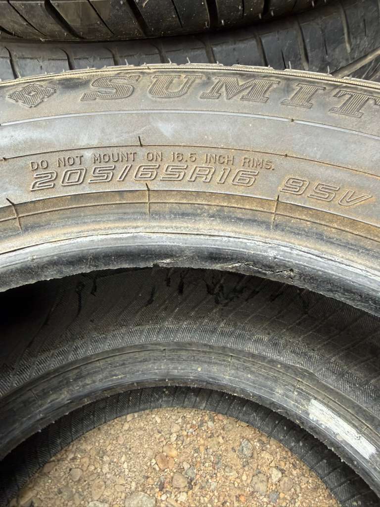 205/65R16 Pair (2 Used Tires) Sumitomo HTR A/S P02