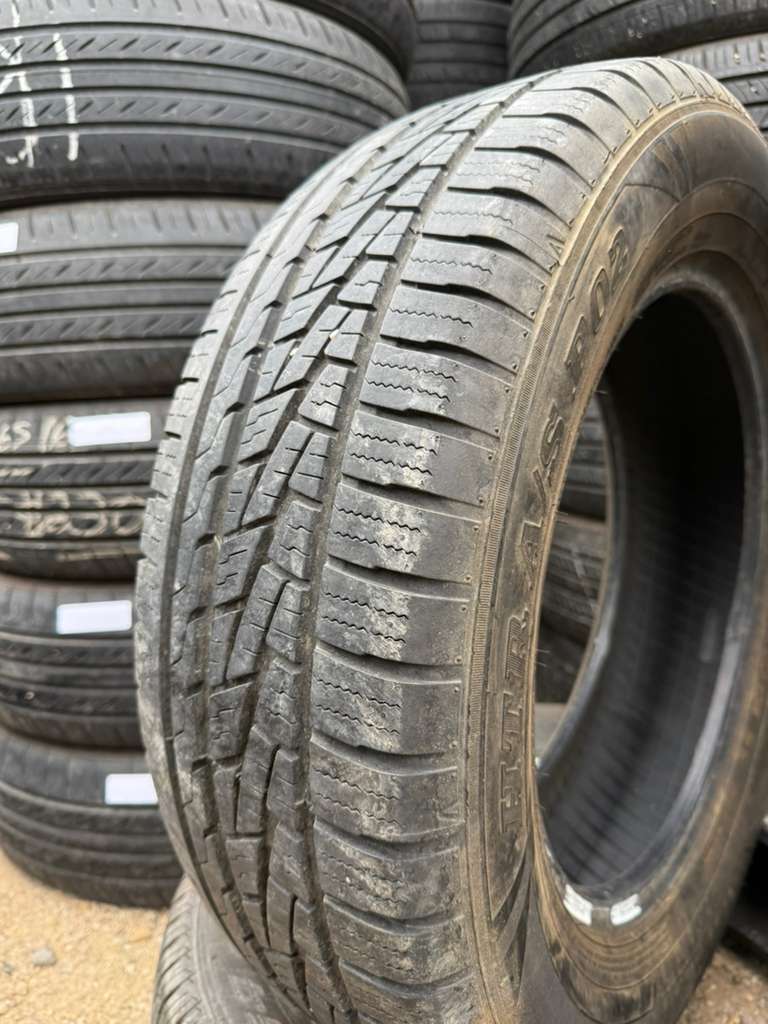 205/65R16 Pair (2 Used Tires) Sumitomo HTR A/S P02