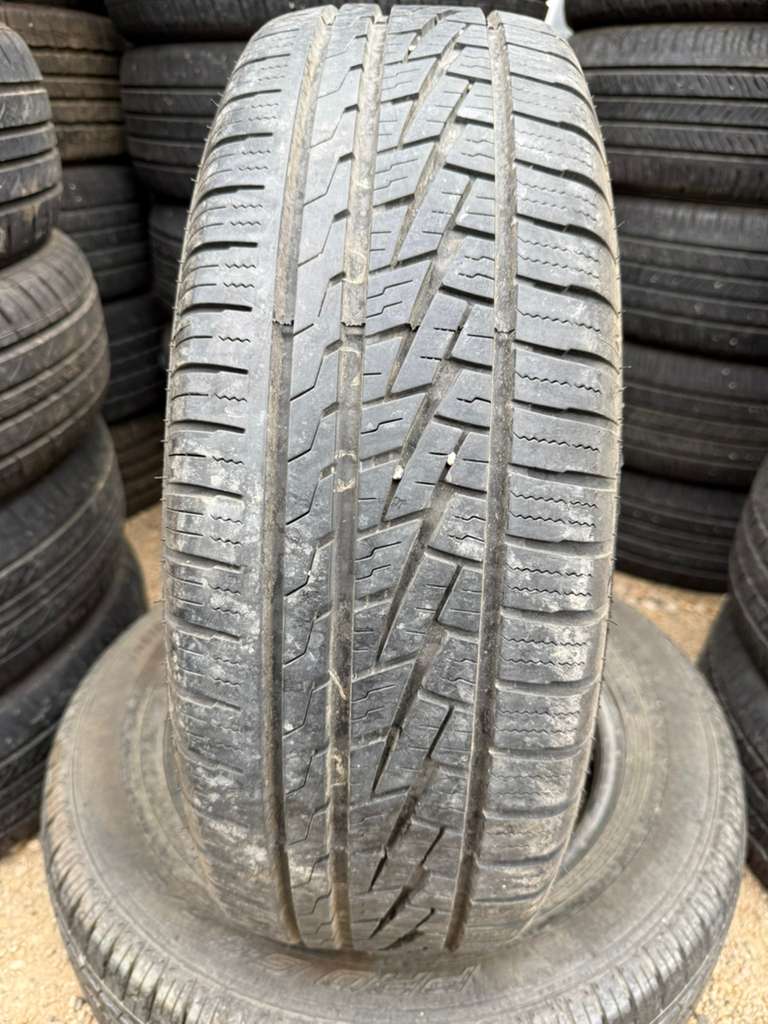 205/65R16 Pair (2 Used Tires) Sumitomo HTR A/S P02