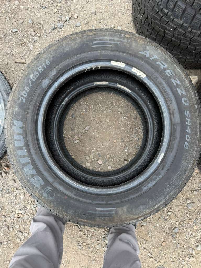 205/65R16 Pair (2 Used Tires) Sailun Atrezzo SH408