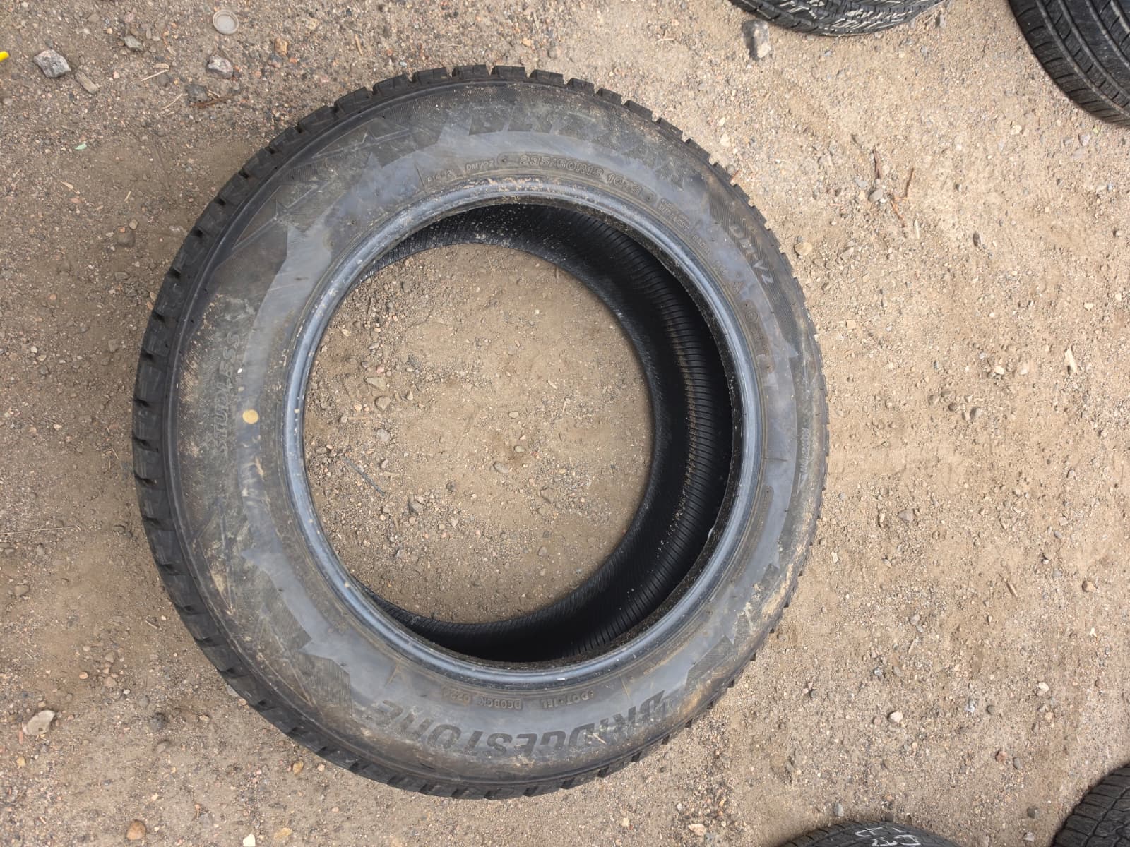 235/60R18 Set (4 Used Tires) Bridgestone Blizzak