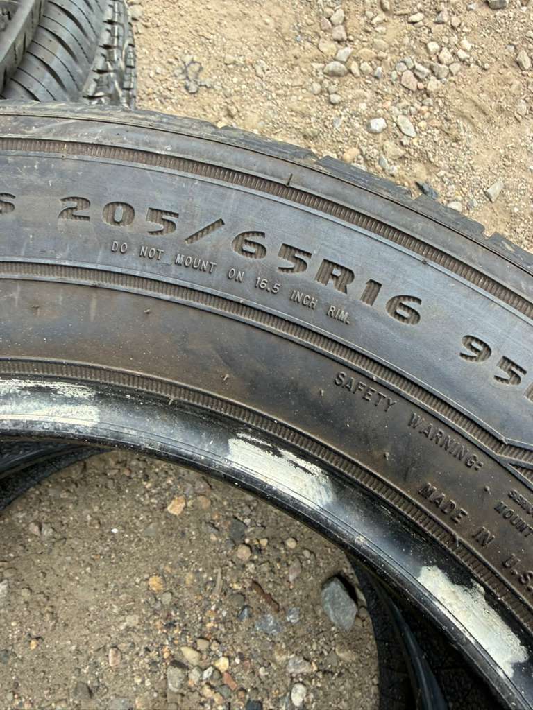 205/65R16 Pair (2 Used Tires) Goodyear Assurance